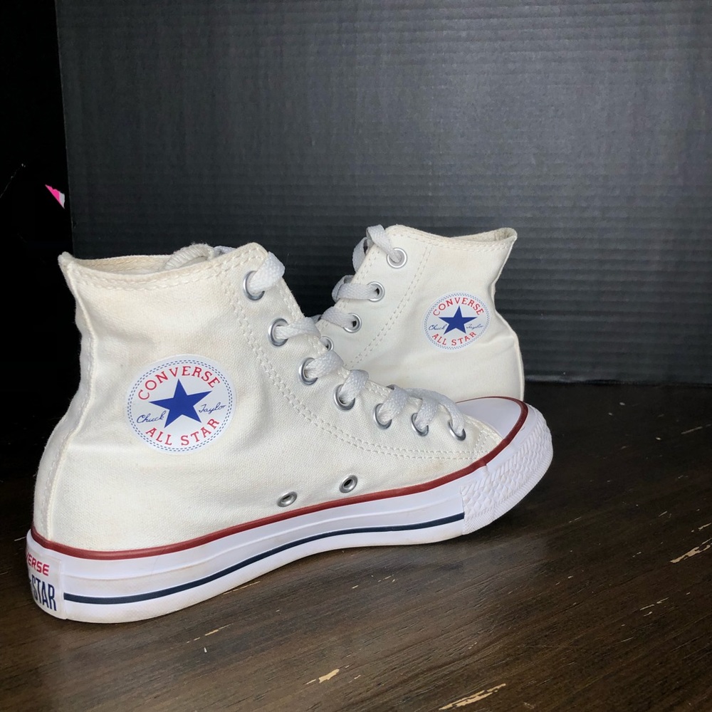 Women’s White Hightop Converse